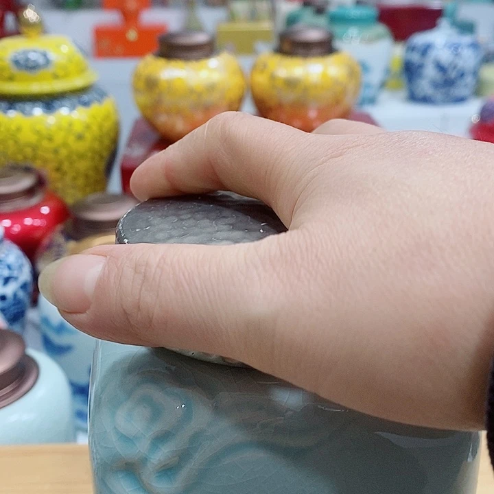 摆件陶瓷茶叶罐储存罐密封罐