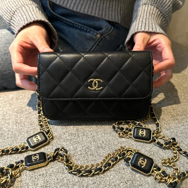 95新 Chanel/香奈儿 上海包展/方糖手机包/成色直播间为准