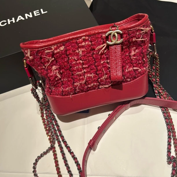 95新 Chanel/香奈儿 多多奢品/香奈儿23开小号毛呢流浪包98新包展