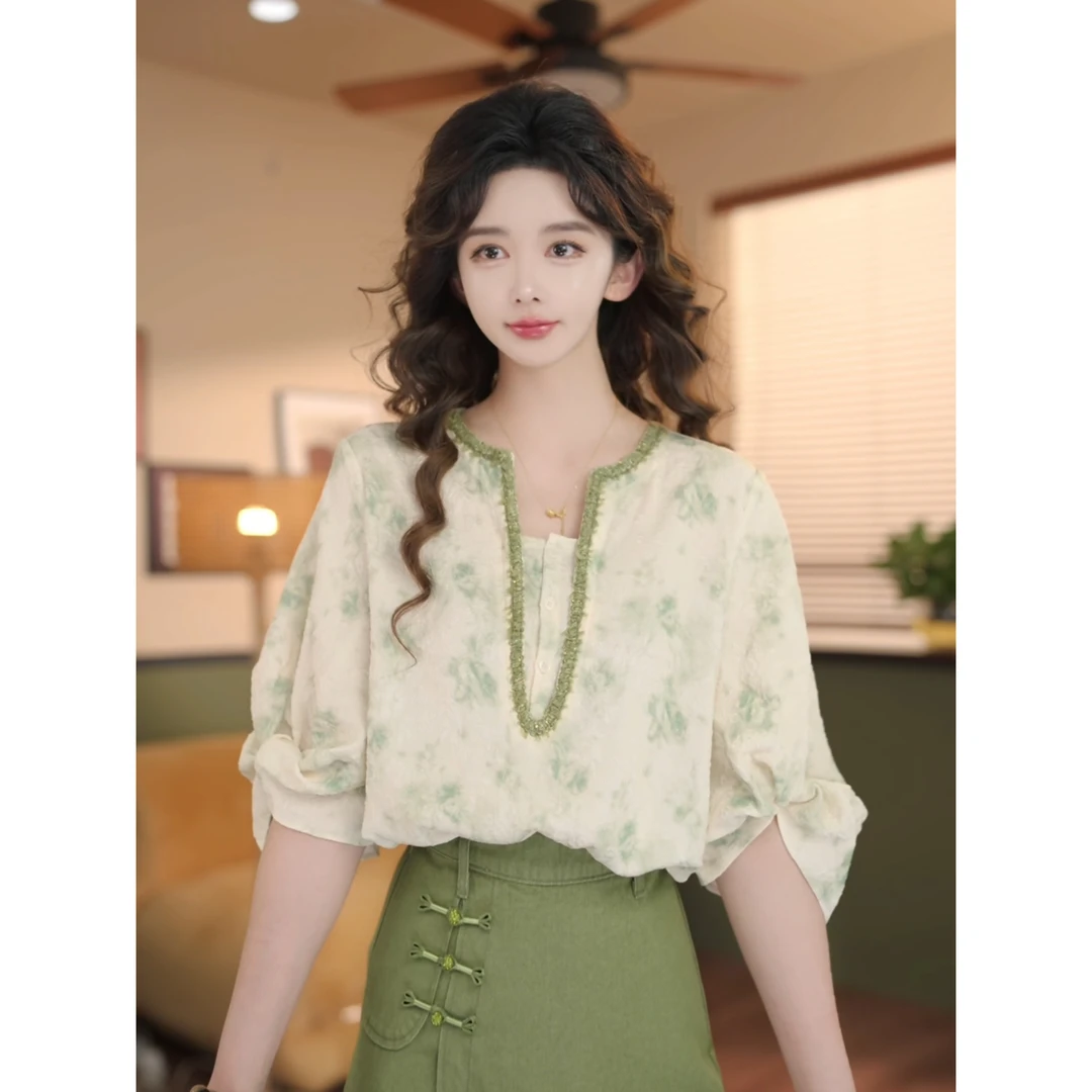 余紫绮【夏晴】夏季提花短袖衬衫女宽松休闲上衣ZS1115088