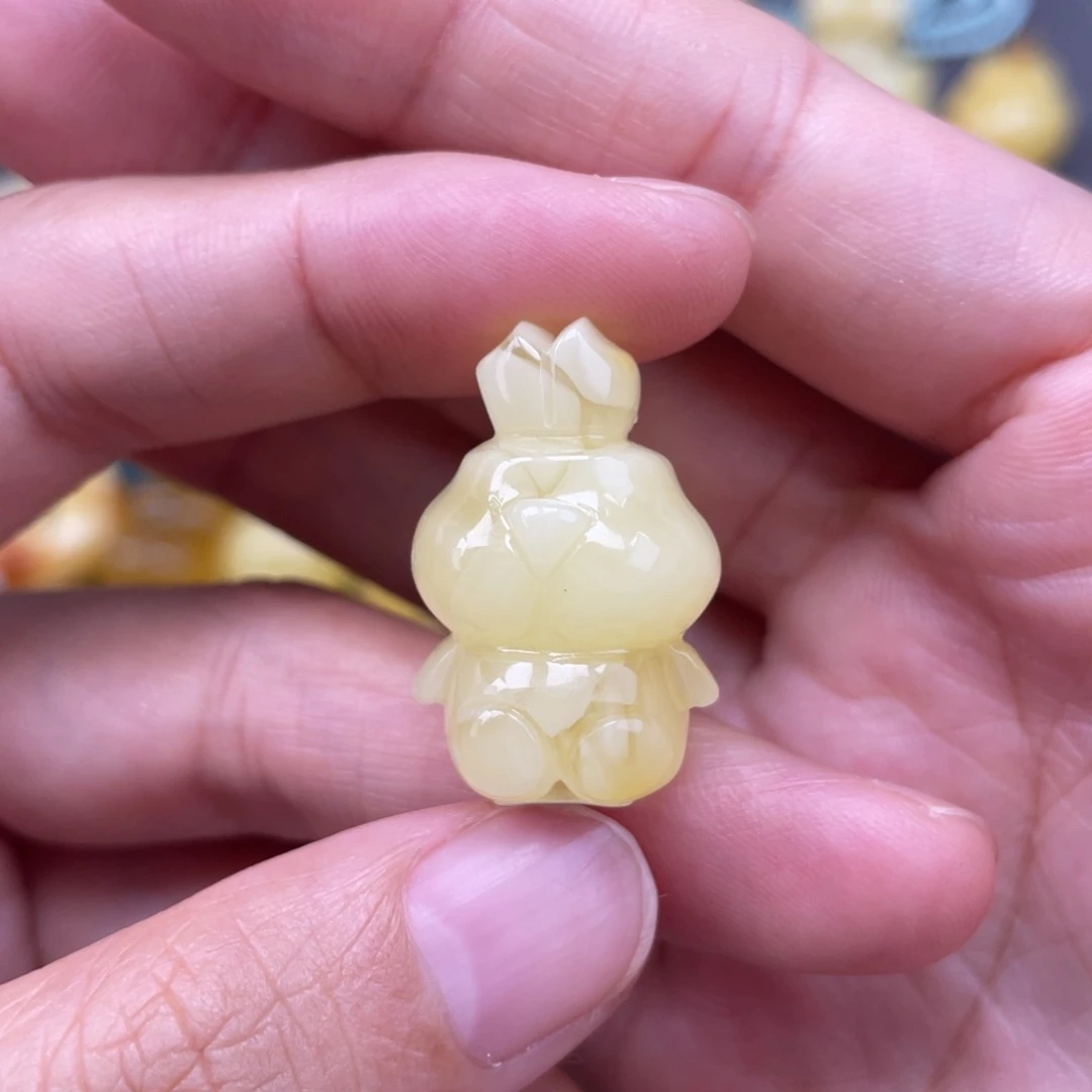 裸石琥珀未镶嵌蜜蜡