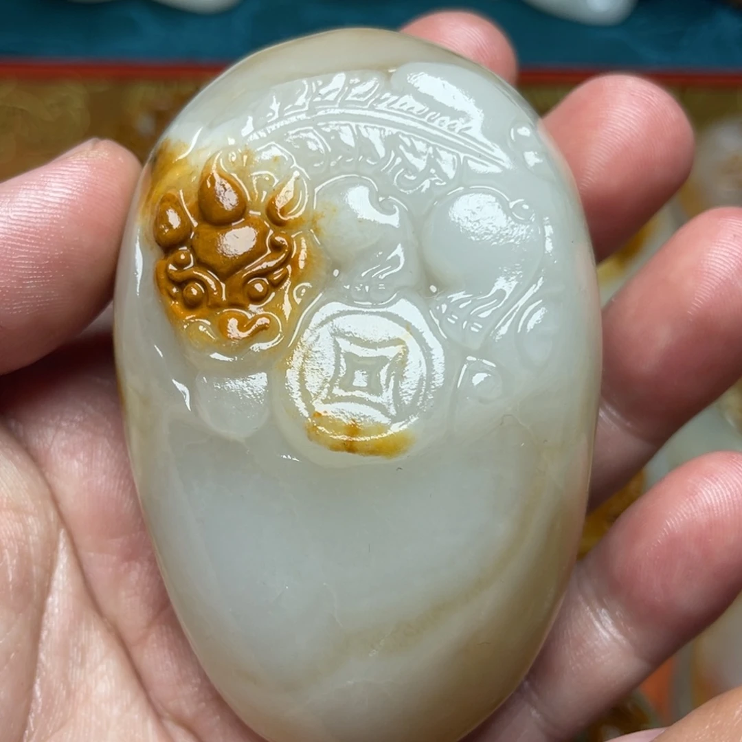 石材天然方解石手把件不退换
