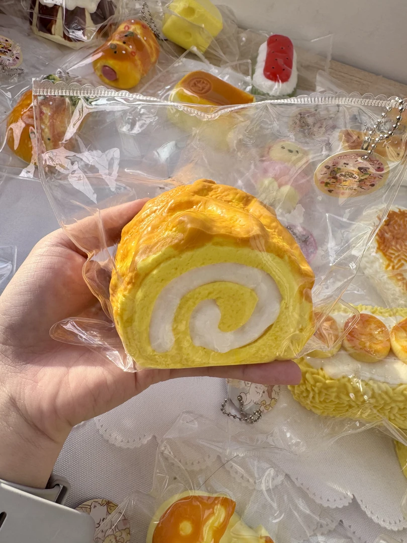 色皮虎卷食品级硅胶捏捏乐肌无力奶油泥爆浆感捏捏玩具  默认微瑕