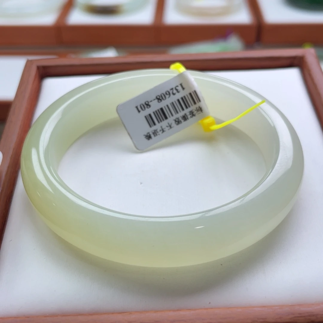 【闪购商品】未镶嵌手镯和田玉87 56/57 贵妃