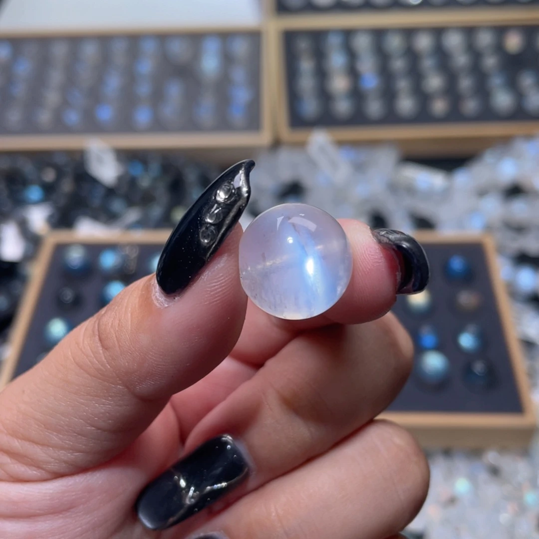 长石未镶嵌裸石彩****）看月光单珠15.7m