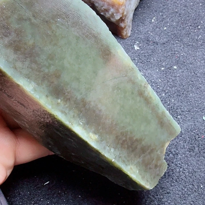 和田玉（糖玉）未镶嵌珠宝半成品