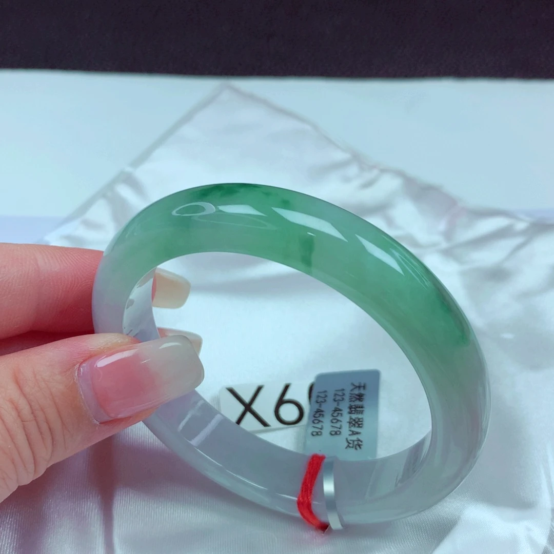 未镶嵌手镯翡翠手镯