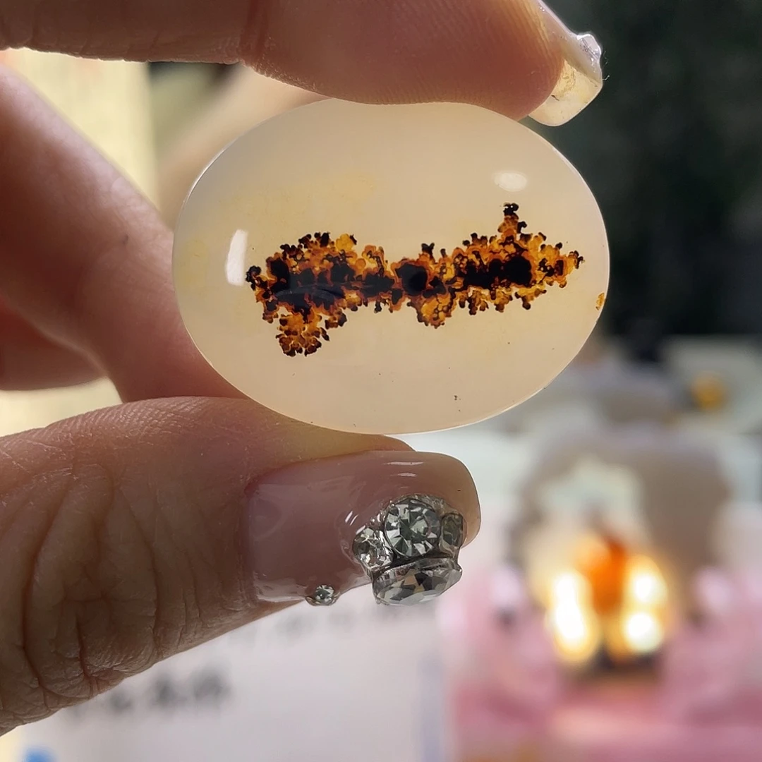 玛瑙/玉髓未镶嵌珠宝奇石