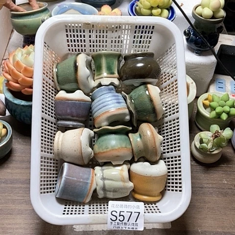 紫砂花盆577微瑕品口径3厘米左右的