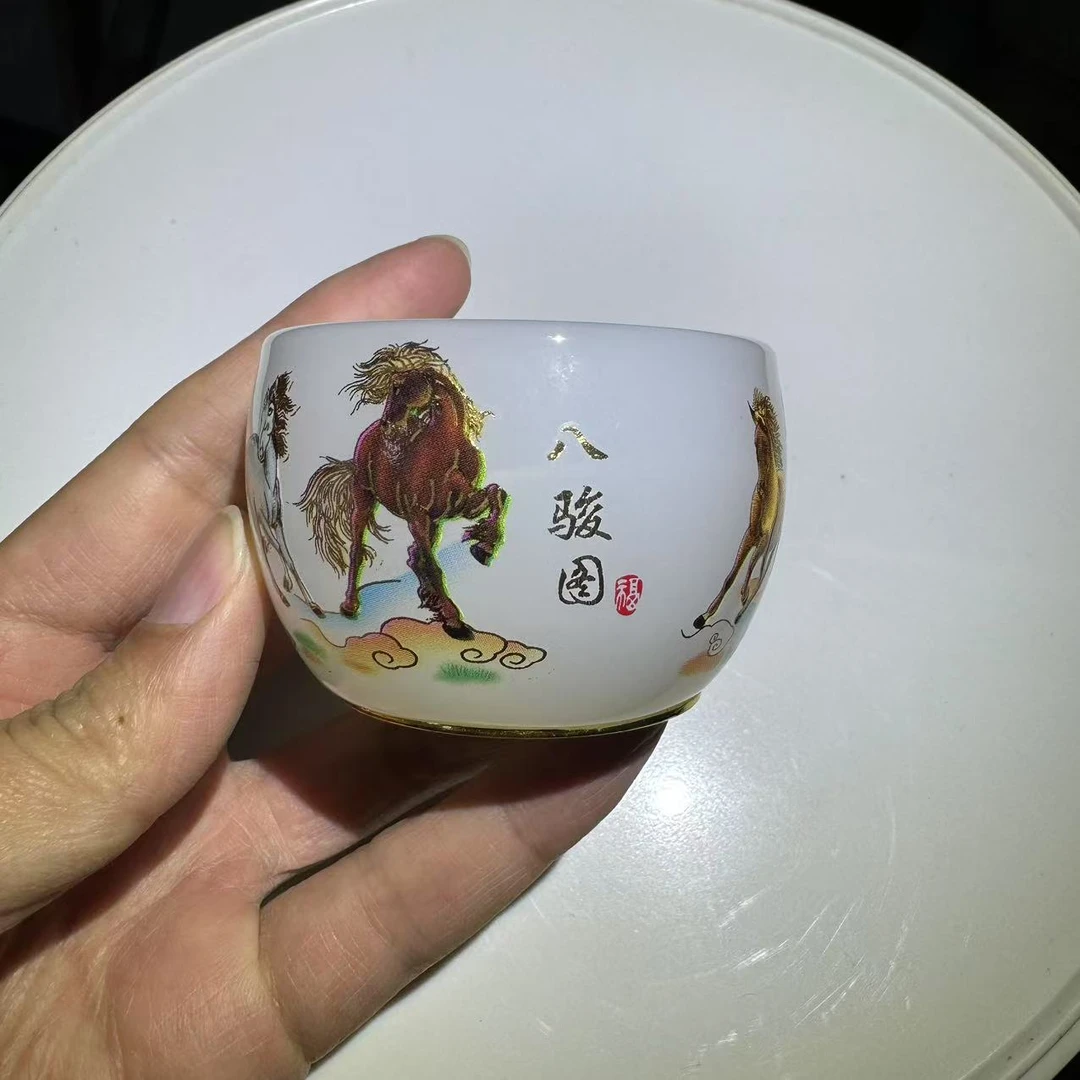 八骏图白琉璃杯（单只）