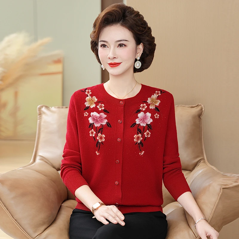 2025新款洋气妈妈保暖中老年全羊毛秋冬洋气时尚绣花针织毛衣开衫