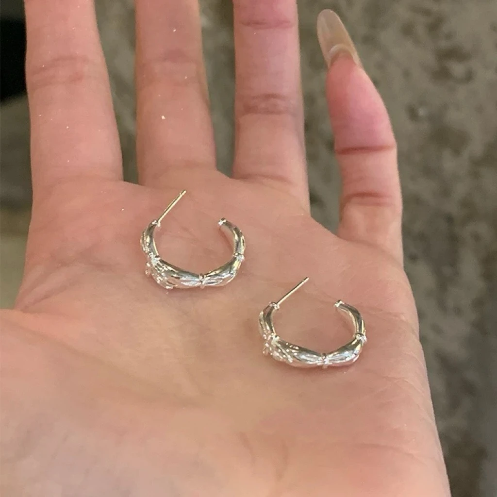 合金耳饰 甜美蝴蝶结耳钉几何C型半圆弯弧气质简约小众精致耳饰