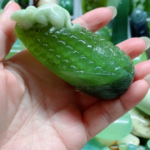 蛇纹石玉未镶嵌手把件