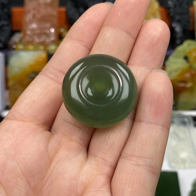 【闪购商品】蛇纹石玉未镶嵌颈饰