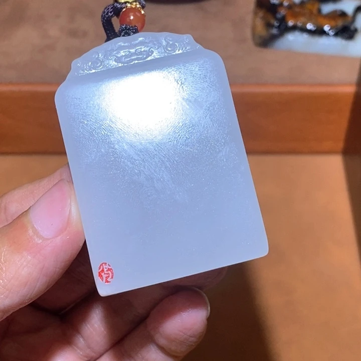 和田玉未镶嵌颈饰J