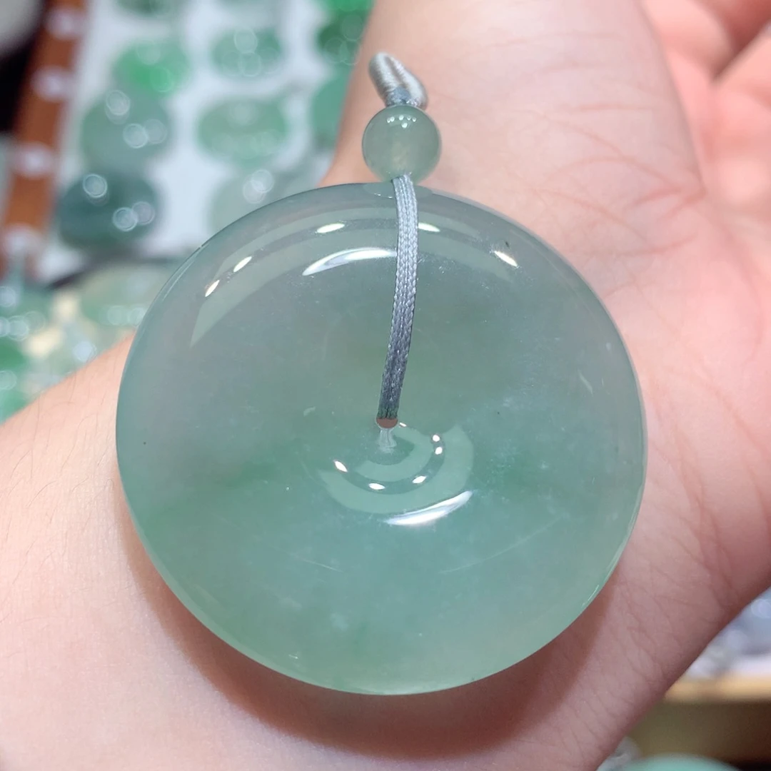 翡翠未镶嵌颈饰10