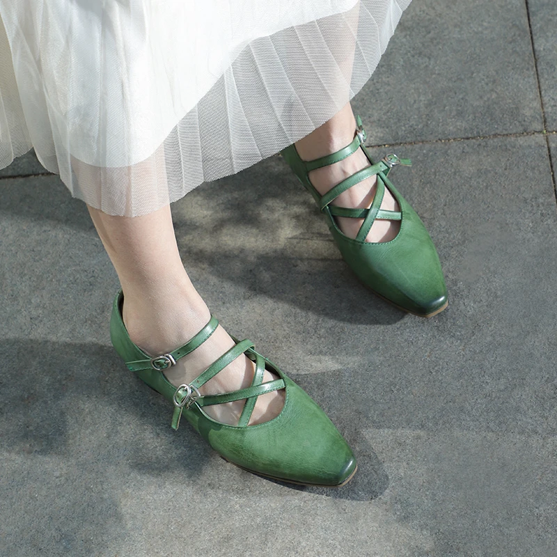 谜丫蜜原创真皮森女鞋2025年春夏新款粗跟小方头文艺水洗牛皮单鞋