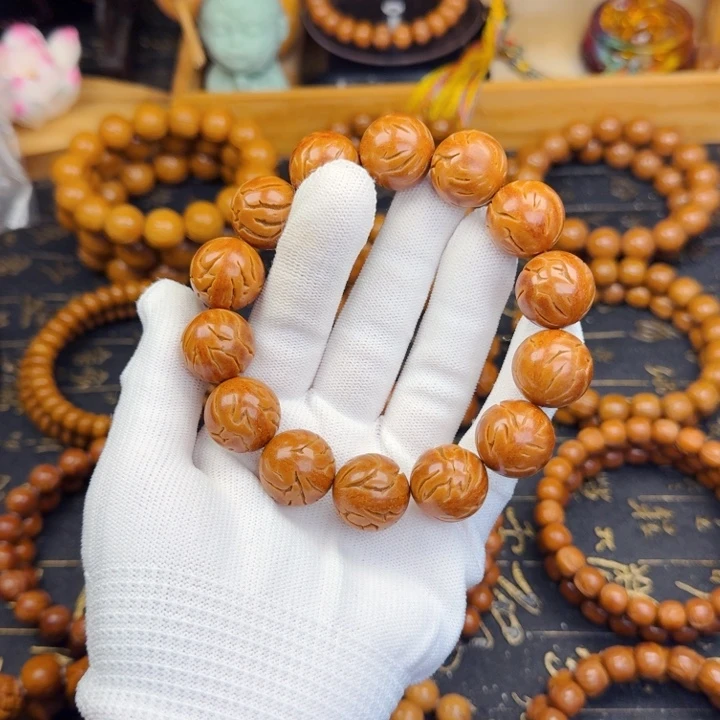 ****N桃核手串17尺寸龙纹