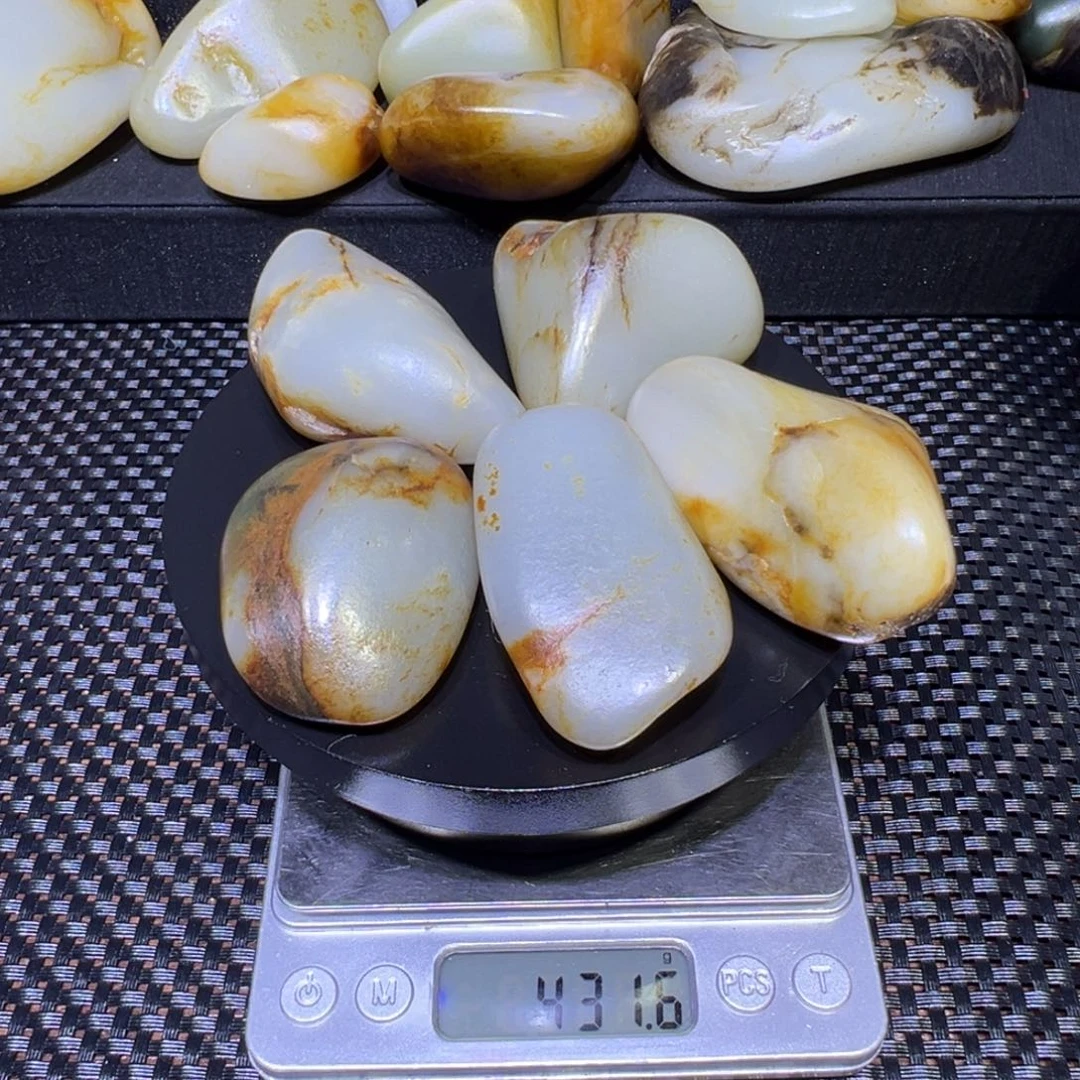 和田玉（子料）未镶嵌吊坠(不含链)431克