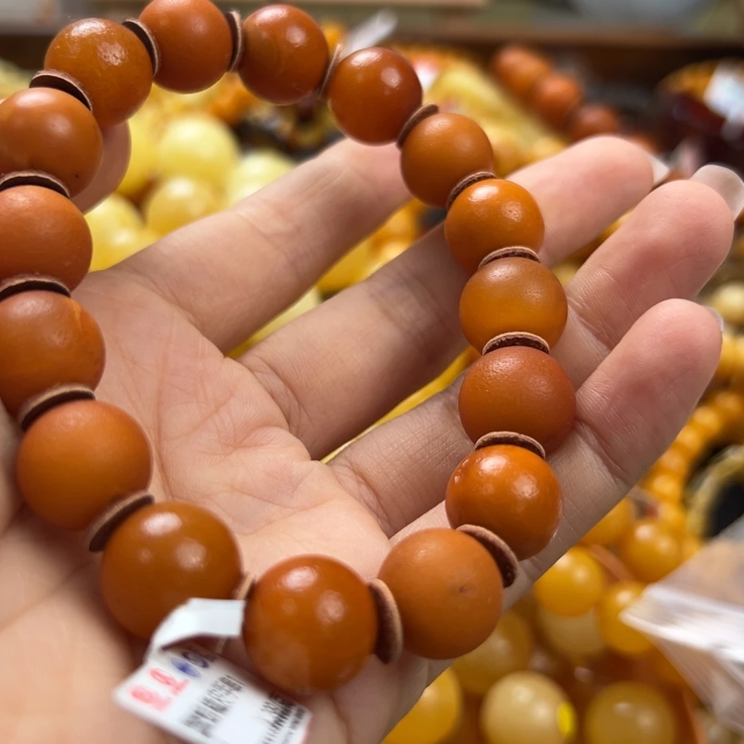 未镶嵌琥珀珠宝奇石