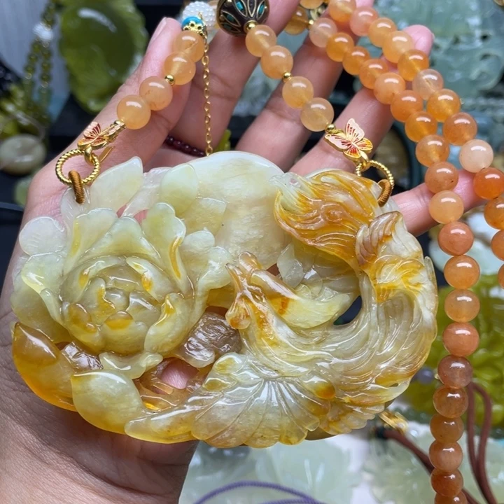 蛇纹石玉未镶嵌吊坠