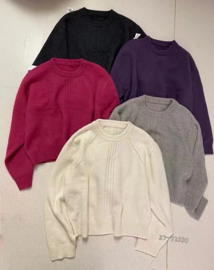 蜜地苏拉&5481新款毛衣中间镂空简约款毛衣