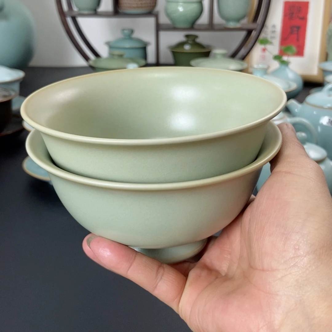 微瑕仿古釉汝瓷碗两只装