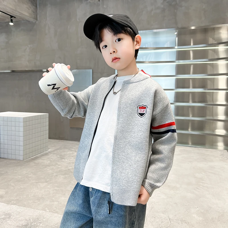 男童毛衣外套春秋冬三季新款棒球服中大童时尚学生加厚针织开衫潮