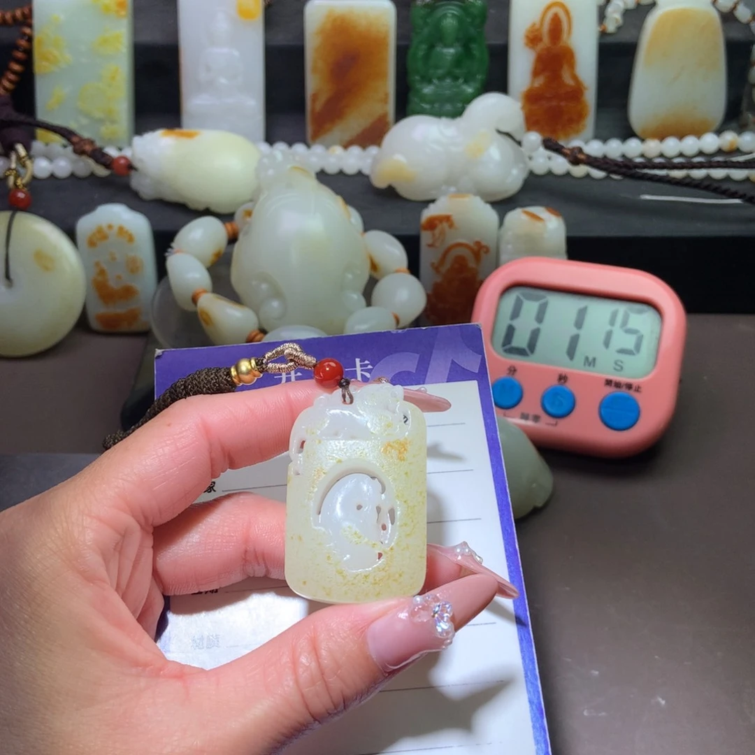 和田玉挂件未镶嵌u****6