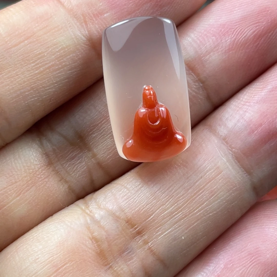 颈饰未镶嵌南红玛瑙