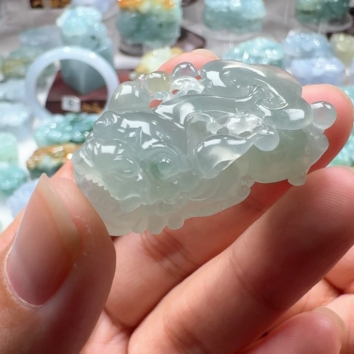 找***你翡翠挂件未镶嵌貔貅
