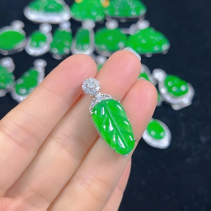 翡翠银S925镶嵌吊坠(不含链)