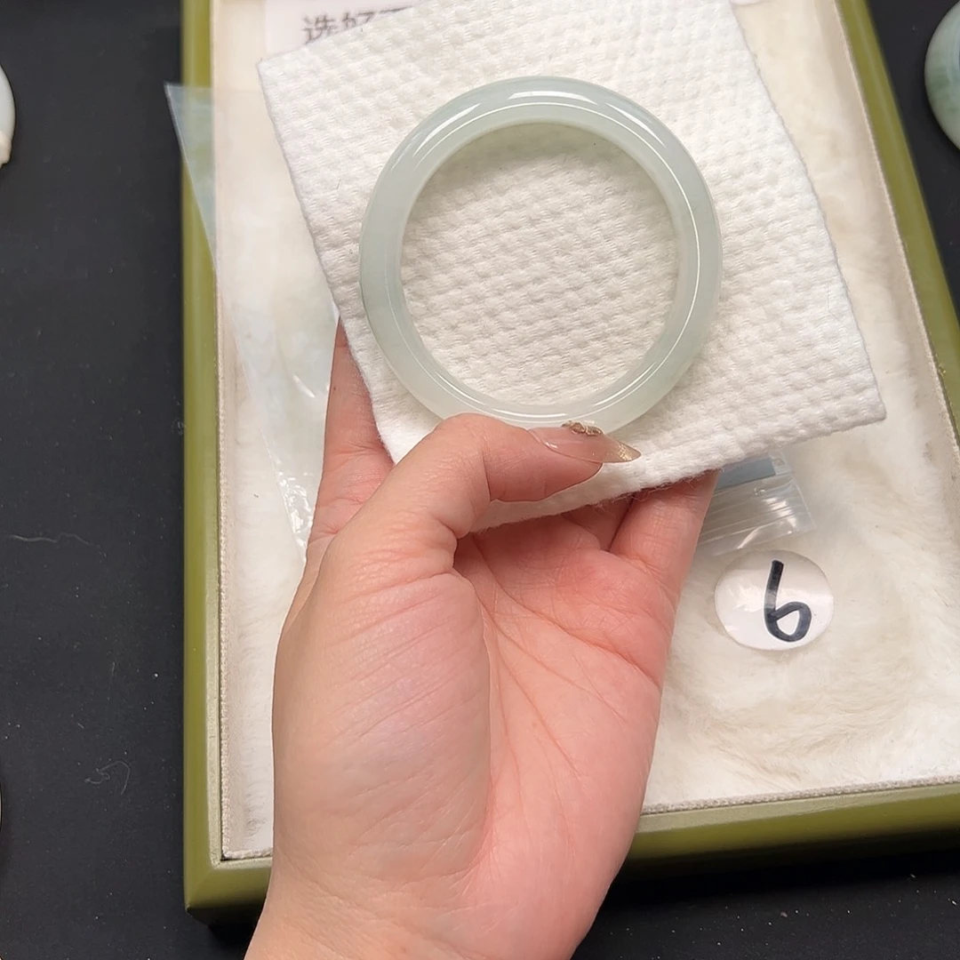 石英质玉手镯未镶嵌纷*橙22