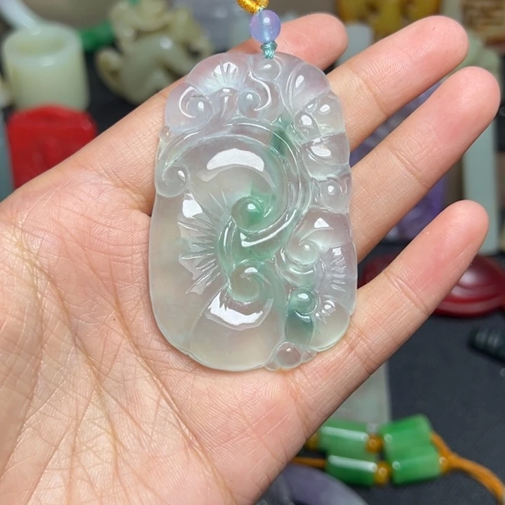 诚***诚吊坠滴血莲花菩提