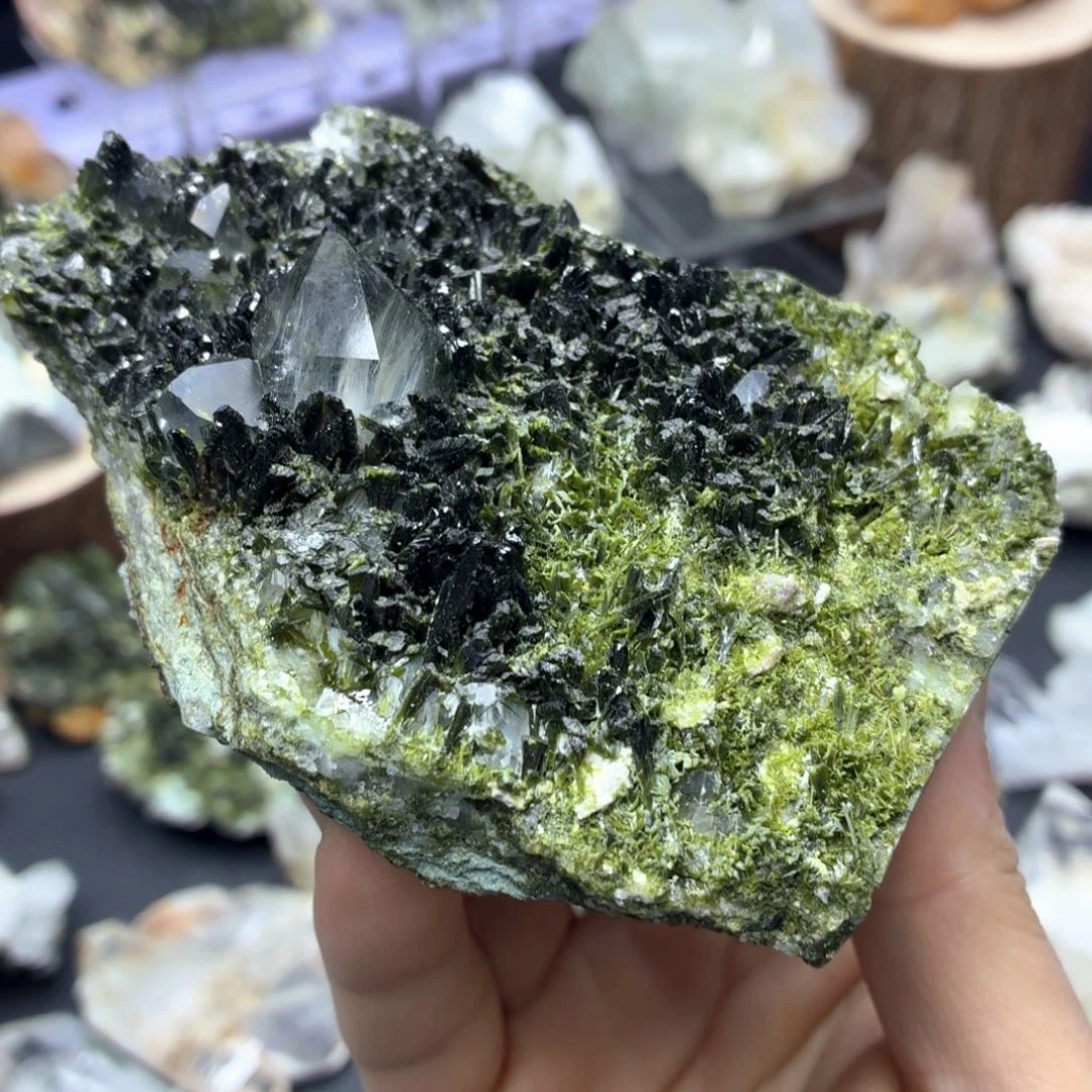 石材超绝拉丝兔毛新绿绿帘花园