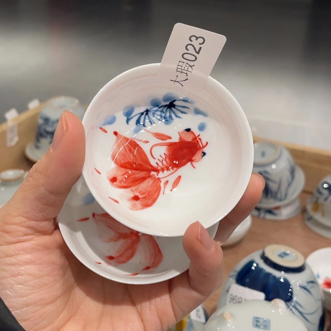 釉下彩纯手绘有瑕