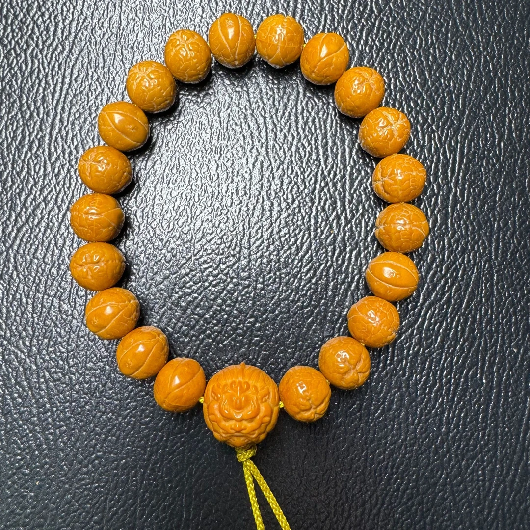 凤眼猴头核桃文玩手持