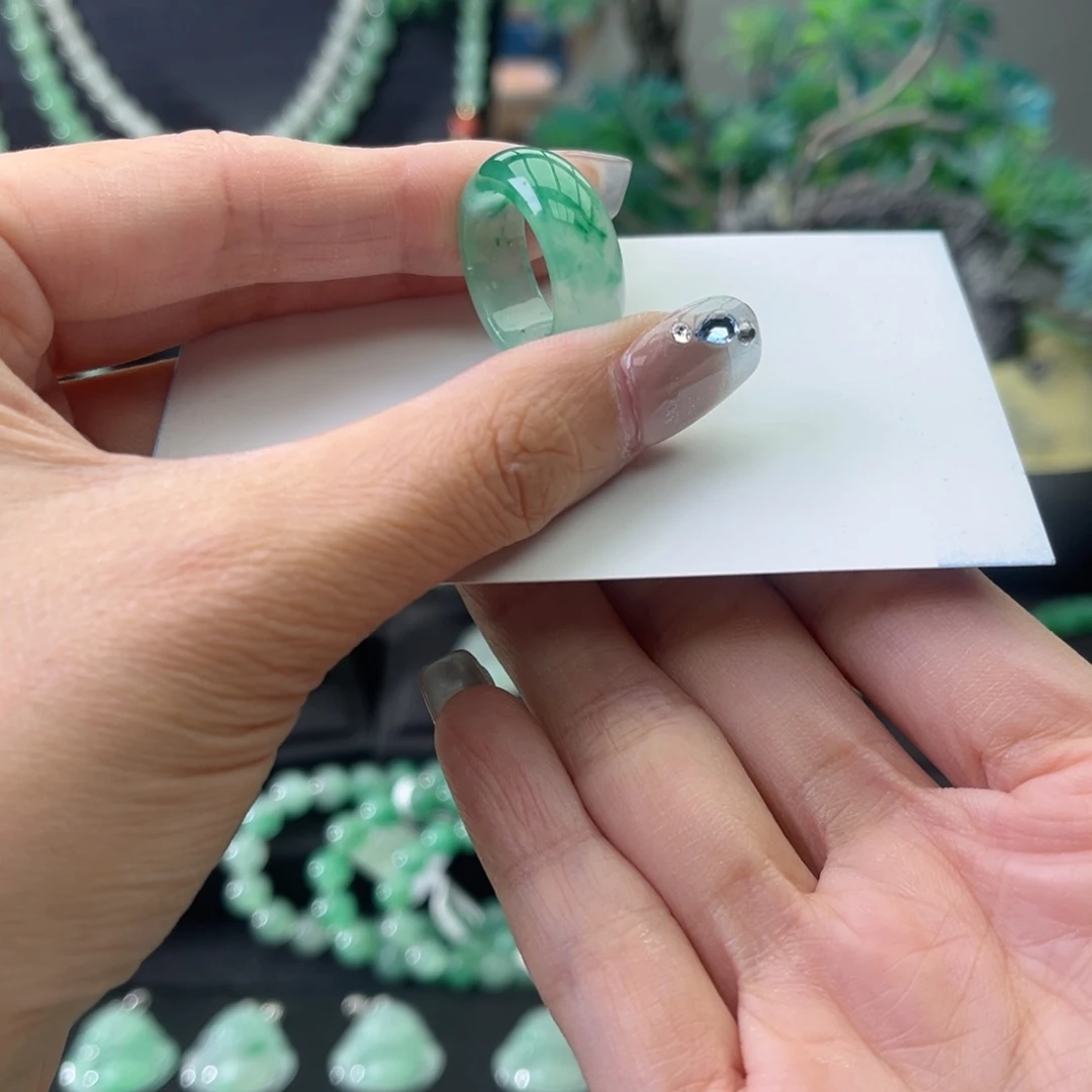 石英质玉（非洲翠）合金戒指