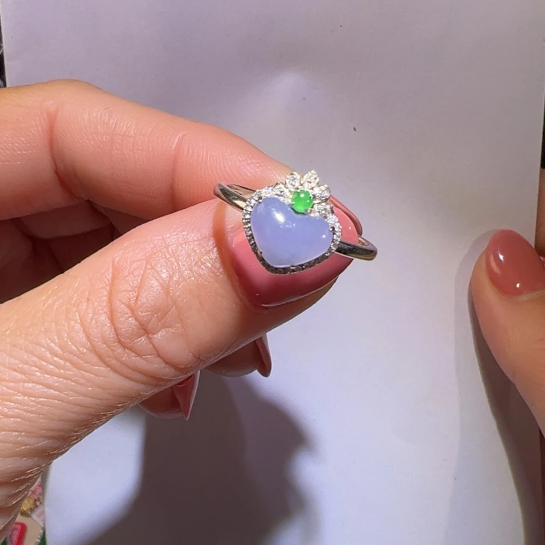 翡翠颈饰18K金镶嵌戒指