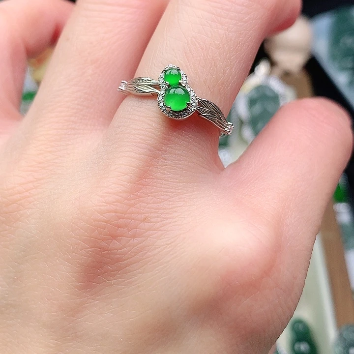 颈饰银S925镶嵌翡翠吊坠