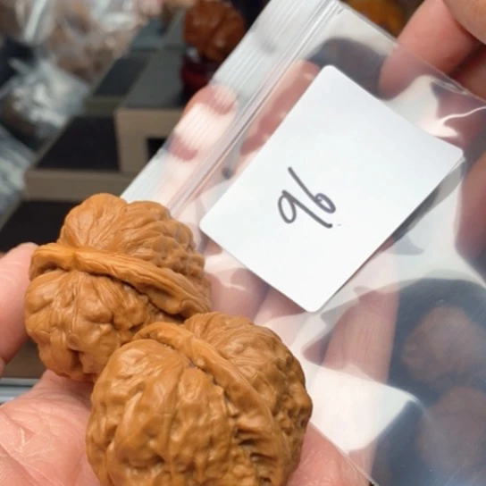 桃核吊坠冰****i96蛙蛙蛙蛙