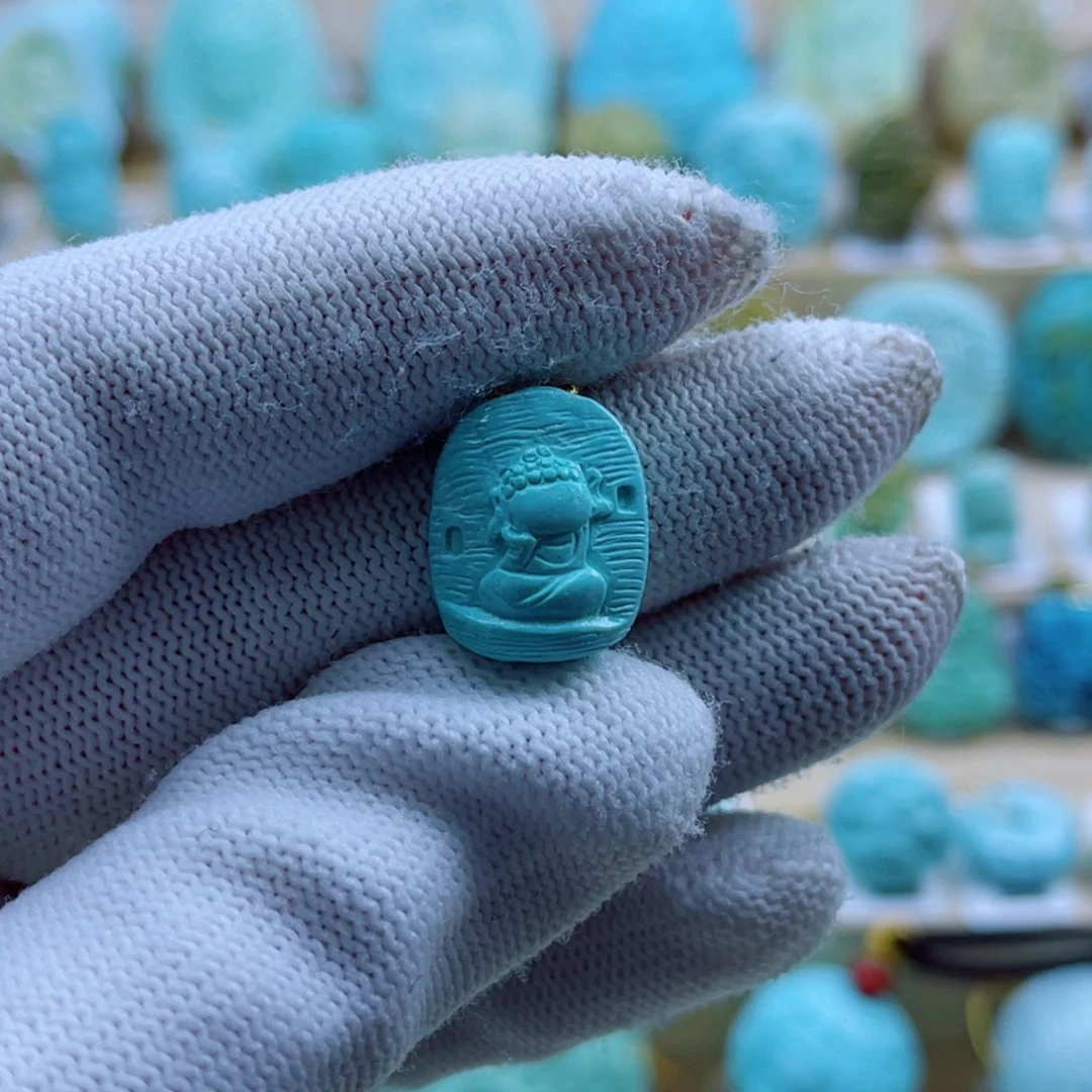 绿松石未镶嵌珠宝奇石