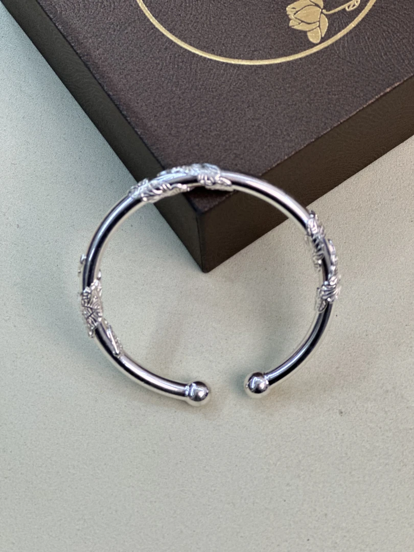 足银手镯 999.9开口繁花似锦手镯  光面实心可调节