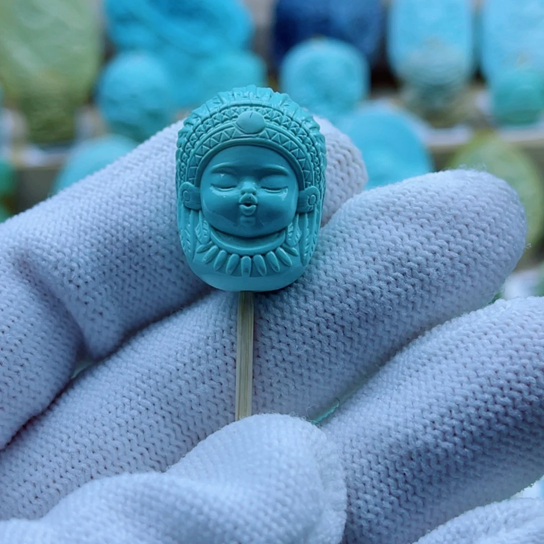 绿松石未镶嵌珠宝奇石