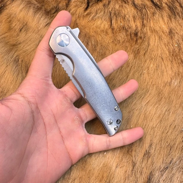 CRKT熊头限定联名款S90v刀身户外瓜果刀