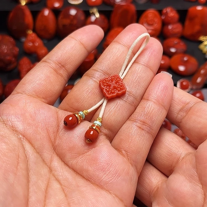 南红玛瑙未镶嵌配饰弟子珠6+金杆杵背云