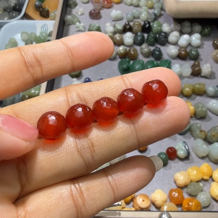 和田玉未镶嵌珠宝奇石