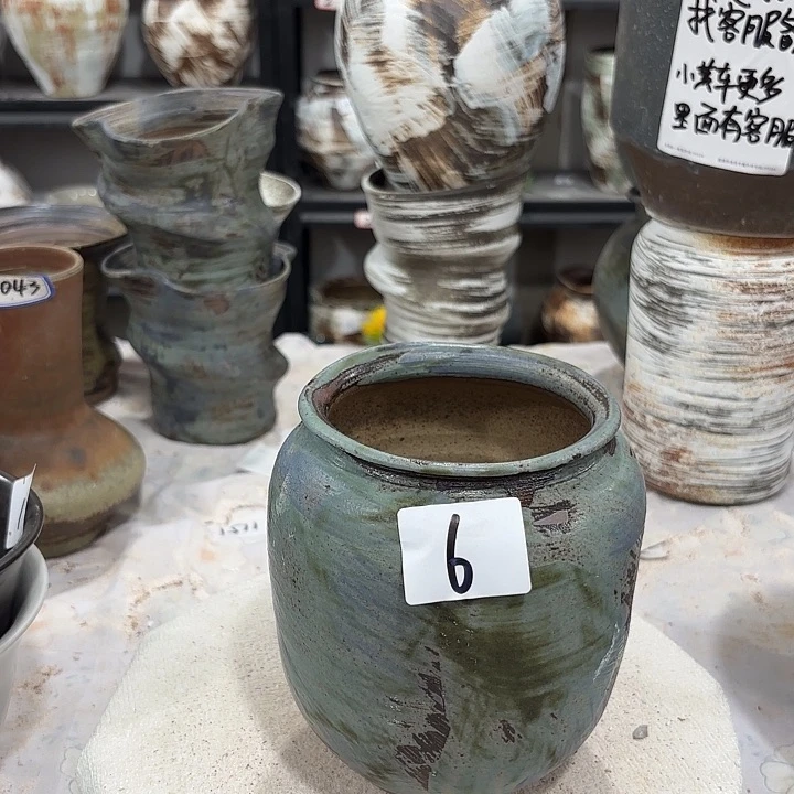 摆件高16，口9，有孔6
