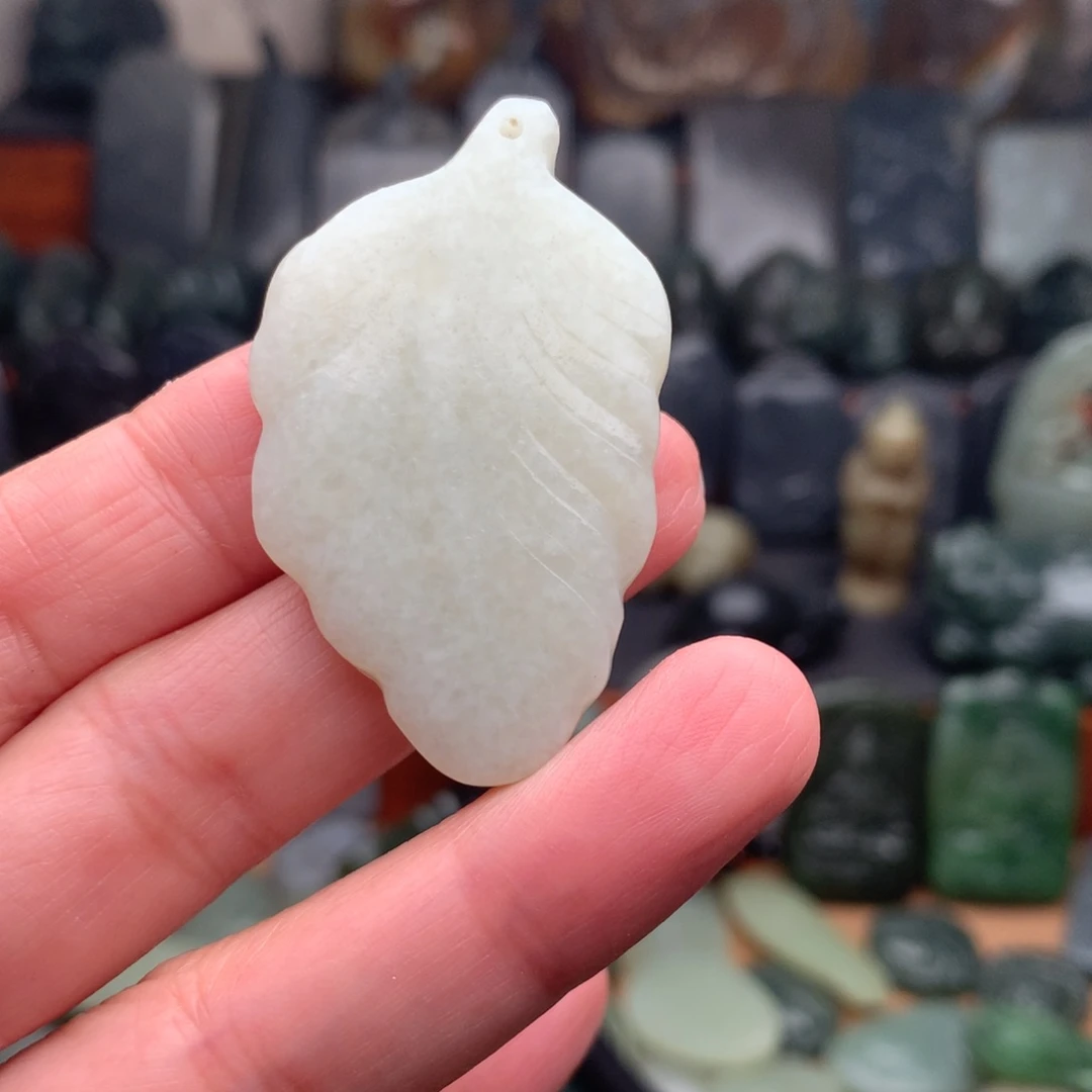 和田玉未镶嵌颈饰挂件22