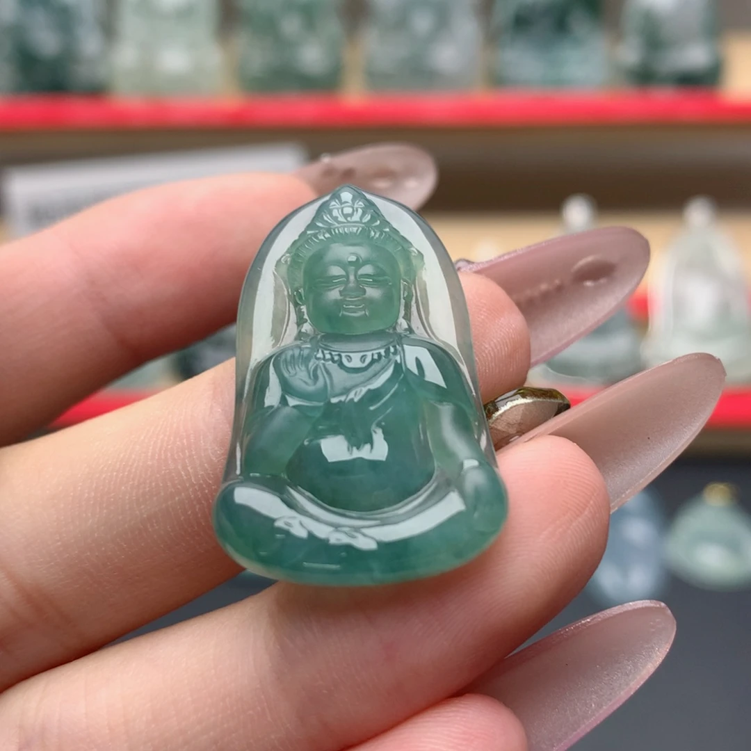 执***间颈饰未镶嵌翡翠宝宝观音